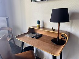 Hôtel Le Corbusson Laval Ouest