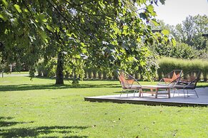 Hôtel Le Corbusson Laval Ouest