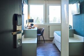 Hôtel Le Corbusson Laval Ouest