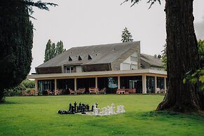 Hôtel Le Corbusson Laval Ouest