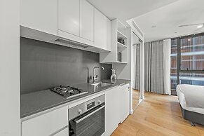 Brisbane One Apartments by CLLIX