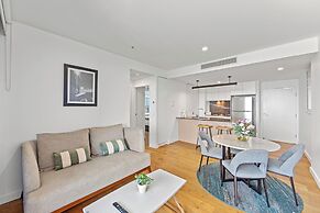 Brisbane One Apartments by CLLIX