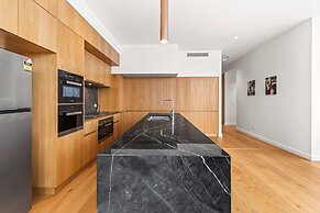 Brisbane One Apartments by CLLIX