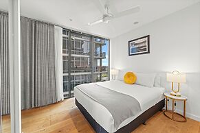 Brisbane One Apartments by CLLIX