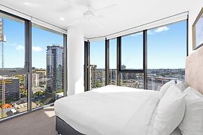 Brisbane One Apartments by CLLIX