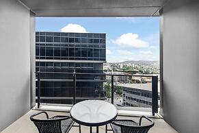 Brisbane One Apartments by CLLIX