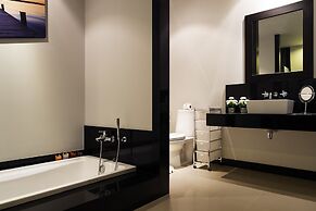 Comfortable 2br Pool Villa NaiHarn