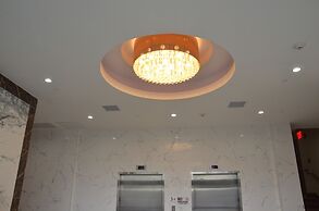 Lic Plaza Hotel