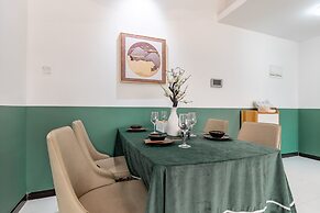 Locals Boutique Apartment Qianshan No.1