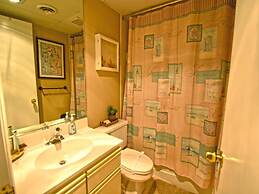 Harbour Island 102M 2 Bedroom Condo by RedAwning