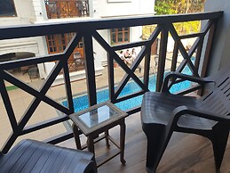 Coastal Suites Apart-Hotel