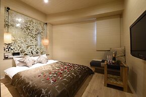 Hotel Frontier - Adults Only