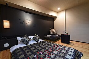 Hotel Frontier - Adults Only