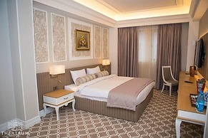Theatrum Hotel Baku