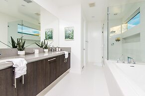 Polo Villas Luxury Home