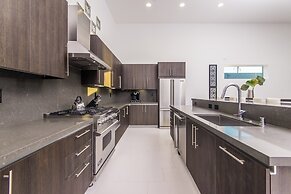 Polo Villas Luxury Home