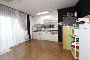 Gangneung Ocean Marina Pension - Hostel