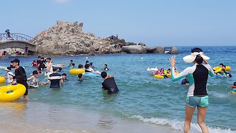 Gangneung Ocean Marina Pension - Hostel