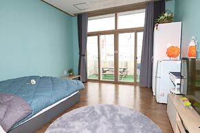 Gangneung Ocean Marina Pension - Hostel