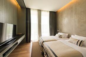 Atta 2-bd Suite OR Pool Penthouse