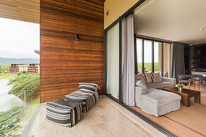 Atta 2-bd Suite OR Pool Penthouse