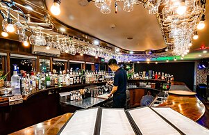 La Regina Royal Cruise