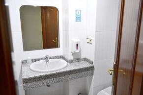 Hostal Alda Puerta Coruña