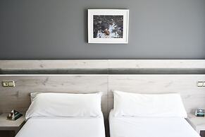 Hostal Alda Puerta Coruña
