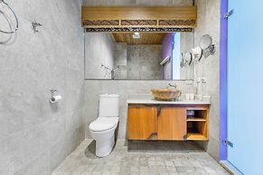 Golden Ocean Azure Hotel