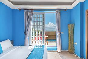 Golden Ocean Azure Hotel