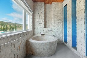 Golden Ocean Azure Hotel