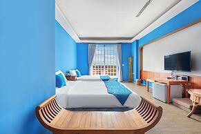 Golden Ocean Azure Hotel