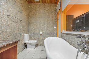 Golden Ocean Azure Hotel