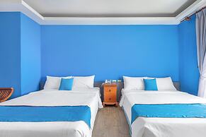 Golden Ocean Azure Hotel