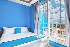 Golden Ocean Azure Hotel