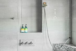 Golden Ocean Azure Hotel