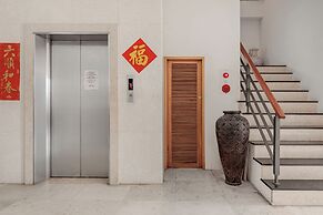 Golden Ocean Azure Hotel