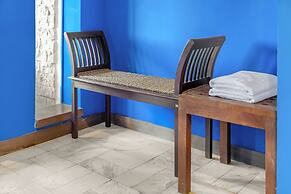 Golden Ocean Azure Hotel