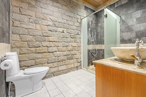 Golden Ocean Azure Hotel