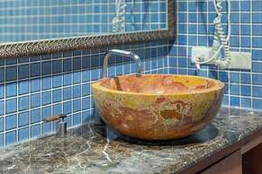 Golden Ocean Azure Hotel