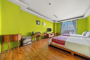 Golden Ocean Azure Hotel