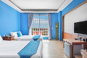 Golden Ocean Azure Hotel