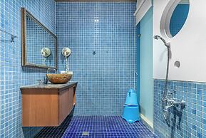 Golden Ocean Azure Hotel