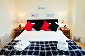 Meridian Quay Apartments