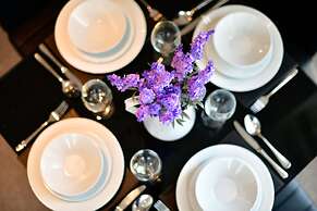 Meridian Quay Apartments