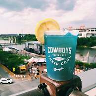 Abode Nashville - Marathon Village Near Downtown