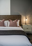 Abode Nashville - Marathon Village Near Downtown