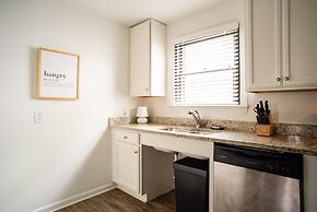 Abode Nashville - Marathon Village Near Downtown