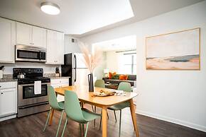 Abode Nashville - Marathon Village Near Downtown