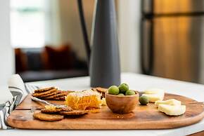 Abode Nashville - Marathon Village Near Downtown